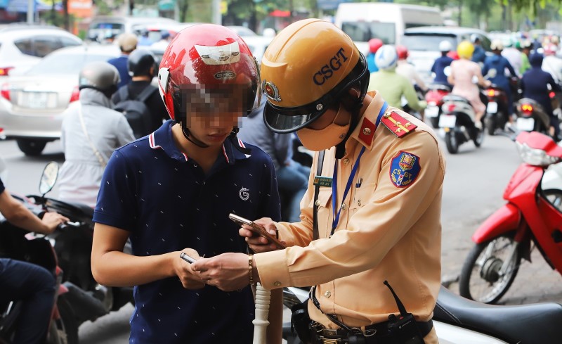 Vi phạm an toàn giao thông