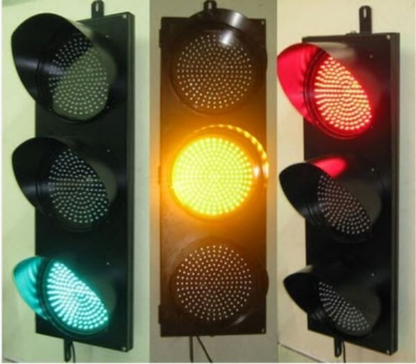 Đèn tín hiệu giao thông 3 màu